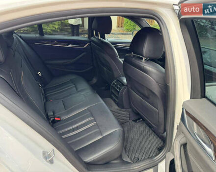 БМВ 5 Серия 2018 в Буче на Automoto.ua Белый БМВ 5 Серия, объемом двигателя 2.99 л и пробегом 108 тыс. км за 45000 $, фото 9 на Automoto.ua