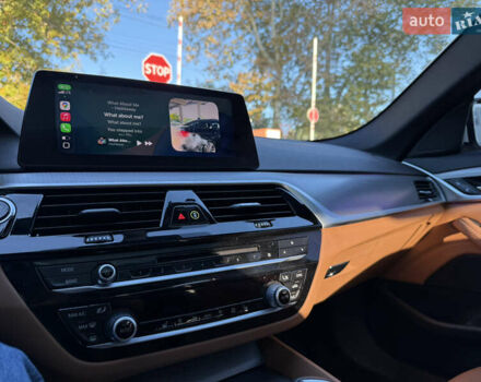 Білий БМВ 5 Серія, об'ємом двигуна 3 л та пробігом 83 тис. км за 34500 $, фото 15 на Automoto.ua