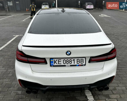 Белый БМВ 5 Серия, объемом двигателя 3 л и пробегом 96 тыс. км за 39000 $, фото 2 на Automoto.ua