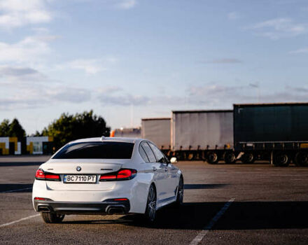 Белый БМВ 5 Серия, объемом двигателя 4.39 л и пробегом 103 тыс. км за 36000 $, фото 11 на Automoto.ua