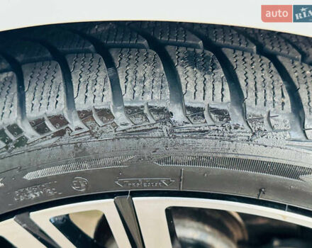 Белый БМВ 5 Серия, объемом двигателя 2 л и пробегом 220 тыс. км за 25800 $, фото 25 на Automoto.ua