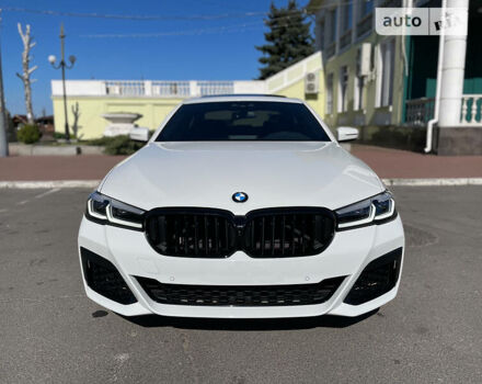 Белый БМВ 5 Серия, объемом двигателя 3 л и пробегом 35 тыс. км за 38000 $, фото 3 на Automoto.ua