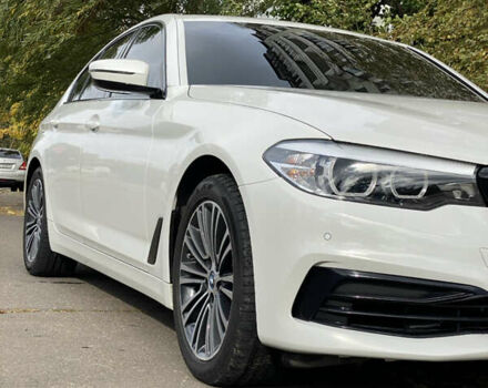 Белый БМВ 5 Серия, объемом двигателя 2 л и пробегом 89 тыс. км за 29500 $, фото 1 на Automoto.ua