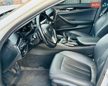 Белый БМВ 5 Серия, объемом двигателя 2 л и пробегом 220 тыс. км за 25800 $, фото 50 на Automoto.ua