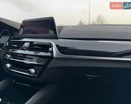 Белый БМВ 5 Серия, объемом двигателя 2 л и пробегом 155 тыс. км за 30499 $, фото 38 на Automoto.ua