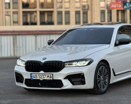 Белый БМВ 5 Серия, объемом двигателя 2 л и пробегом 70 тыс. км за 28888 $, фото 20 на Automoto.ua