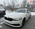 Білий БМВ 5 Серія, об'ємом двигуна 2 л та пробігом 130 тис. км за 27000 $, фото 1 на Automoto.ua