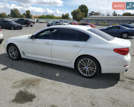 Белый БМВ 5 Серия, объемом двигателя 2 л и пробегом 172 тыс. км за 24999 $, фото 2 на Automoto.ua