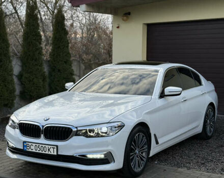 Белый БМВ 5 Серия, объемом двигателя 2 л и пробегом 215 тыс. км за 22950 $, фото 7 на Automoto.ua