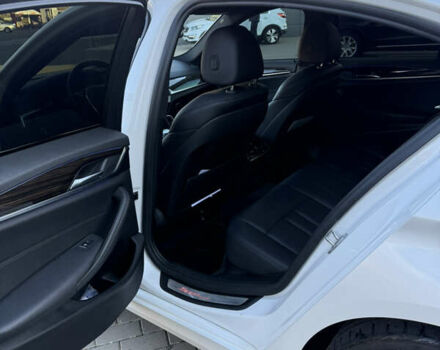 Білий БМВ 5 Серія, об'ємом двигуна 2 л та пробігом 175 тис. км за 25500 $, фото 17 на Automoto.ua