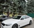 Белый БМВ 5 Серия, объемом двигателя 3 л и пробегом 123 тыс. км за 36000 $, фото 1 на Automoto.ua