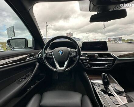 Белый БМВ 5 Серия, объемом двигателя 2 л и пробегом 117 тыс. км за 26690 $, фото 36 на Automoto.ua