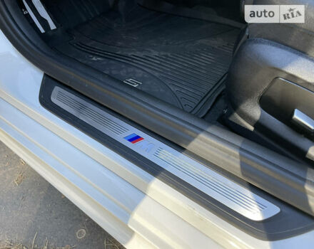 Белый БМВ 5 Серия, объемом двигателя 3 л и пробегом 35 тыс. км за 38000 $, фото 21 на Automoto.ua