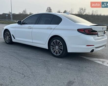 Белый БМВ 5 Серия, объемом двигателя 2 л и пробегом 155 тыс. км за 30499 $, фото 19 на Automoto.ua