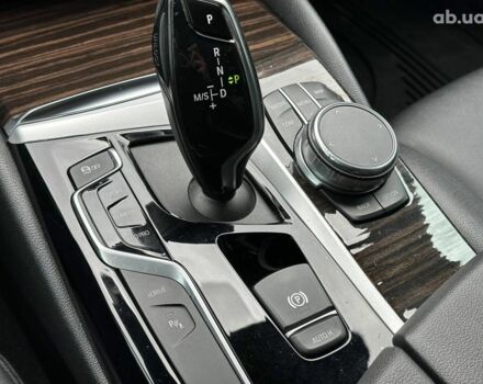 Белый БМВ 5 Серия, объемом двигателя 2 л и пробегом 117 тыс. км за 26690 $, фото 30 на Automoto.ua