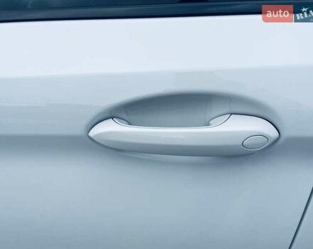 Білий БМВ 5 Серія, об'ємом двигуна 2.99 л та пробігом 121 тис. км за 40000 $, фото 22 на Automoto.ua