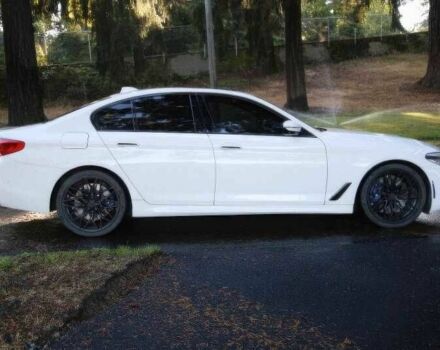 БМВ 5 Серия 2018 в Ровно на Automoto.ua Белый БМВ 5 Серия, объемом двигателя 3 л и пробегом 78 тыс. км за 21000 $, фото 8 на Automoto.ua