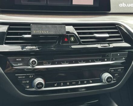 Белый БМВ 5 Серия, объемом двигателя 2 л и пробегом 117 тыс. км за 26690 $, фото 29 на Automoto.ua