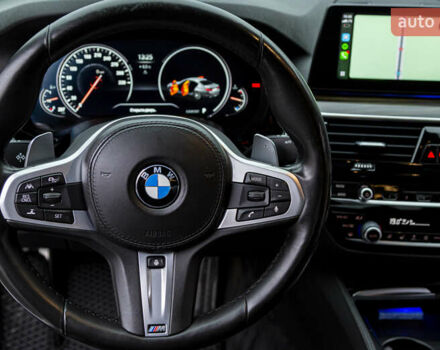 Белый БМВ 5 Серия, объемом двигателя 3 л и пробегом 101 тыс. км за 36500 $, фото 11 на Automoto.ua