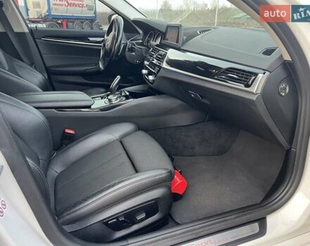 Белый БМВ 5 Серия, объемом двигателя 2 л и пробегом 155 тыс. км за 30499 $, фото 35 на Automoto.ua