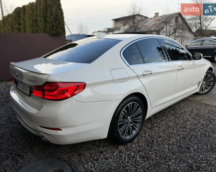 Белый БМВ 5 Серия, объемом двигателя 2 л и пробегом 215 тыс. км за 22950 $, фото 6 на Automoto.ua