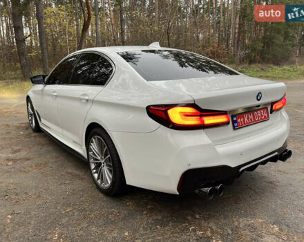 Білий БМВ 5 Серія, об'ємом двигуна 2 л та пробігом 122 тис. км за 29300 $, фото 13 на Automoto.ua