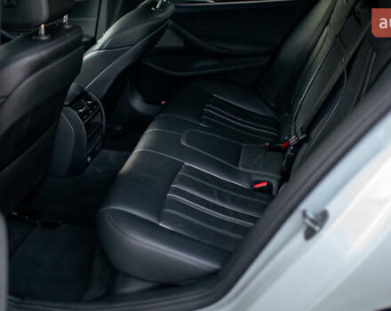 Білий БМВ 5 Серія, об'ємом двигуна 3 л та пробігом 56 тис. км за 50000 $, фото 71 на Automoto.ua