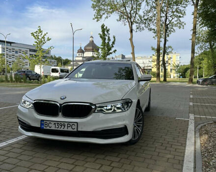 Белый БМВ 5 Серия, объемом двигателя 2 л и пробегом 79 тыс. км за 31999 $, фото 1 на Automoto.ua