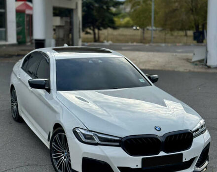 Белый БМВ 5 Серия, объемом двигателя 3 л и пробегом 105 тыс. км за 35999 $, фото 15 на Automoto.ua