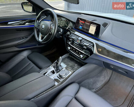 Белый БМВ 5 Серия, объемом двигателя 2 л и пробегом 118 тыс. км за 30900 $, фото 43 на Automoto.ua