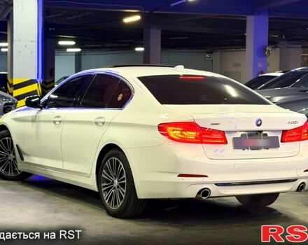 Белый БМВ 5 Серия, объемом двигателя 2 л и пробегом 93 тыс. км за 26500 $, фото 3 на Automoto.ua