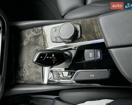 Білий БМВ 5 Серія, об'ємом двигуна 2 л та пробігом 122 тис. км за 29300 $, фото 34 на Automoto.ua