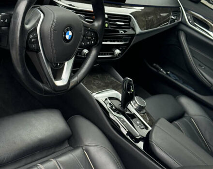 Белый БМВ 5 Серия, объемом двигателя 2 л и пробегом 115 тыс. км за 30000 $, фото 23 на Automoto.ua