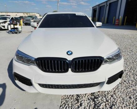 Белый БМВ 5 Серия, объемом двигателя 3 л и пробегом 65 тыс. км за 10000 $, фото 4 на Automoto.ua