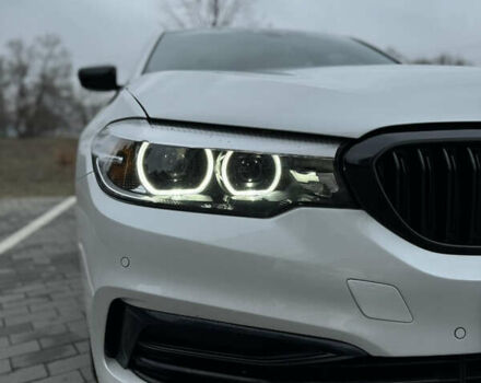 Белый БМВ 5 Серия, объемом двигателя 2 л и пробегом 115 тыс. км за 30000 $, фото 14 на Automoto.ua