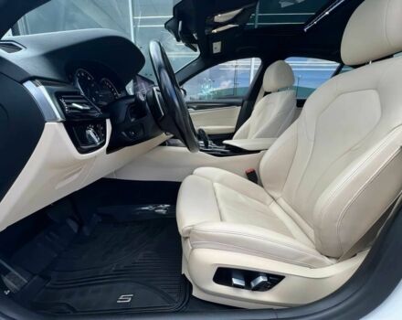 Белый БМВ 5 Серия, объемом двигателя 2 л и пробегом 40 тыс. км за 24200 $, фото 9 на Automoto.ua