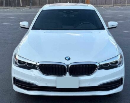 Белый БМВ 5 Серия, объемом двигателя 2 л и пробегом 32 тыс. км за 23000 $, фото 1 на Automoto.ua