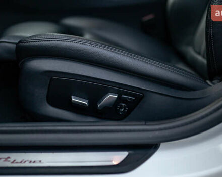 Білий БМВ 5 Серія, об'ємом двигуна 3 л та пробігом 56 тис. км за 50000 $, фото 45 на Automoto.ua