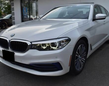 Белый БМВ 5 Серия, объемом двигателя 3 л и пробегом 67 тыс. км за 17000 $, фото 2 на Automoto.ua