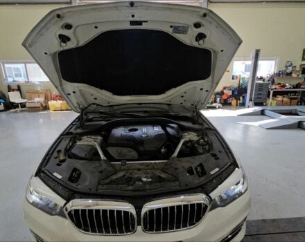 Білий БМВ 5 Серія, об'ємом двигуна 2 л та пробігом 65 тис. км за 19900 $, фото 12 на Automoto.ua