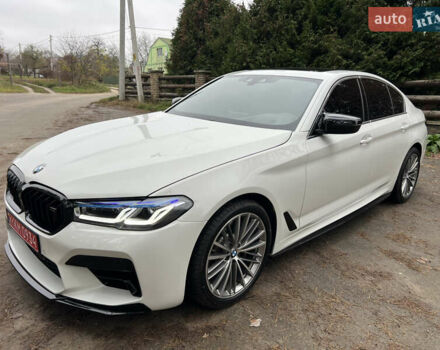 Білий БМВ 5 Серія, об'ємом двигуна 2 л та пробігом 122 тис. км за 29300 $, фото 1 на Automoto.ua