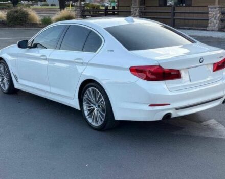 Белый БМВ 5 Серия, объемом двигателя 2 л и пробегом 32 тыс. км за 23000 $, фото 3 на Automoto.ua