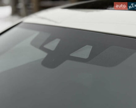 Білий БМВ 5 Серія, об'ємом двигуна 2 л та пробігом 122 тис. км за 28300 $, фото 17 на Automoto.ua