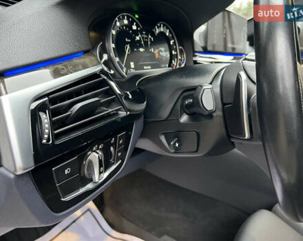 Білий БМВ 5 Серія, об'ємом двигуна 2 л та пробігом 122 тис. км за 29300 $, фото 30 на Automoto.ua