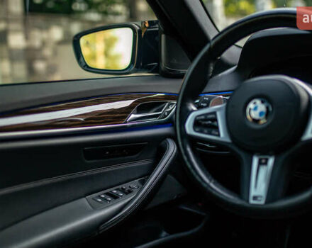 Білий БМВ 5 Серія, об'ємом двигуна 3 л та пробігом 56 тис. км за 50000 $, фото 56 на Automoto.ua