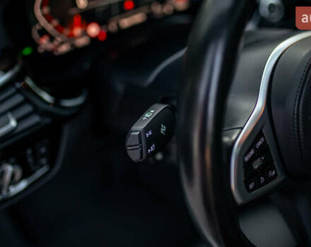 Білий БМВ 5 Серія, об'ємом двигуна 3 л та пробігом 56 тис. км за 50000 $, фото 35 на Automoto.ua