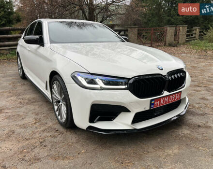 Білий БМВ 5 Серія, об'ємом двигуна 2 л та пробігом 122 тис. км за 29300 $, фото 5 на Automoto.ua