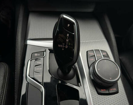 Белый БМВ 5 Серия, объемом двигателя 3 л и пробегом 105 тыс. км за 35999 $, фото 19 на Automoto.ua