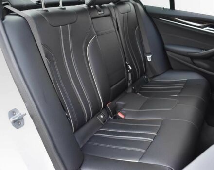 Белый БМВ 5 Серия, объемом двигателя 3 л и пробегом 67 тыс. км за 17000 $, фото 13 на Automoto.ua