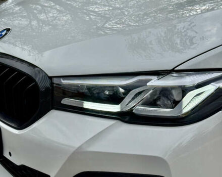 Белый БМВ 5 Серия, объемом двигателя 3 л и пробегом 105 тыс. км за 35999 $, фото 17 на Automoto.ua